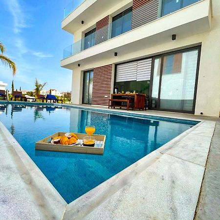 By The Beach Villa Natalya Протарас Екстер'єр фото